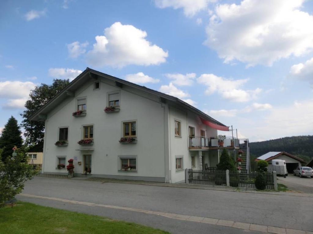 Ferienhaus Gustl Bischofsreut Luaran gambar